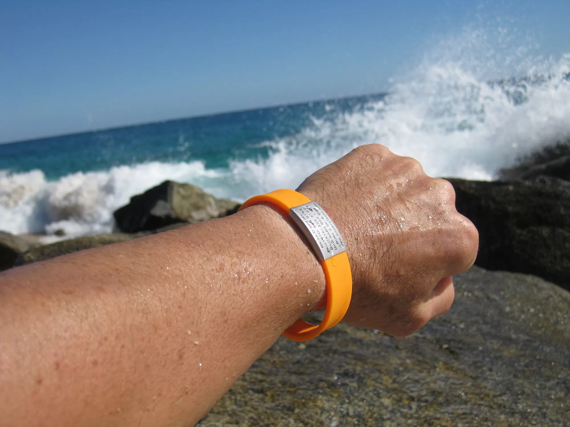 Surrey Students Band Together: How Student-Led Wristband Campaigns Outperform (2026 Guide)