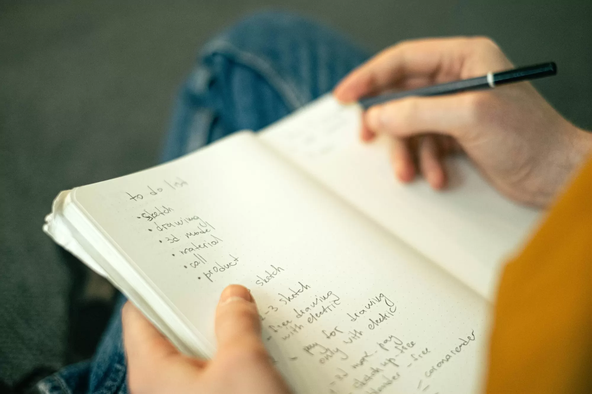 Tips and Tricks to Improve Your Memory: How Reminder Wristbands and Daily Habits Keep You Sharp