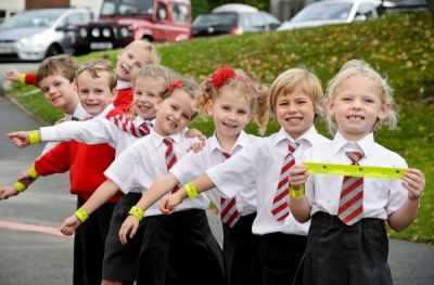 Reflective Wristbands: Keeping Pupils Safe on Dark Winter Mornings (2026 Guide)